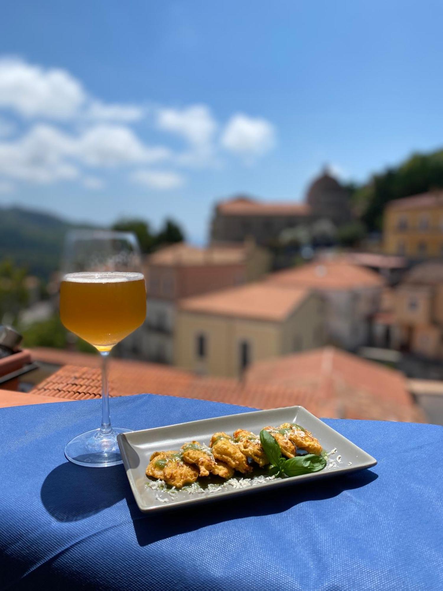La Terrazza Nel Borgo Hotel Tortora Eksteriør billede