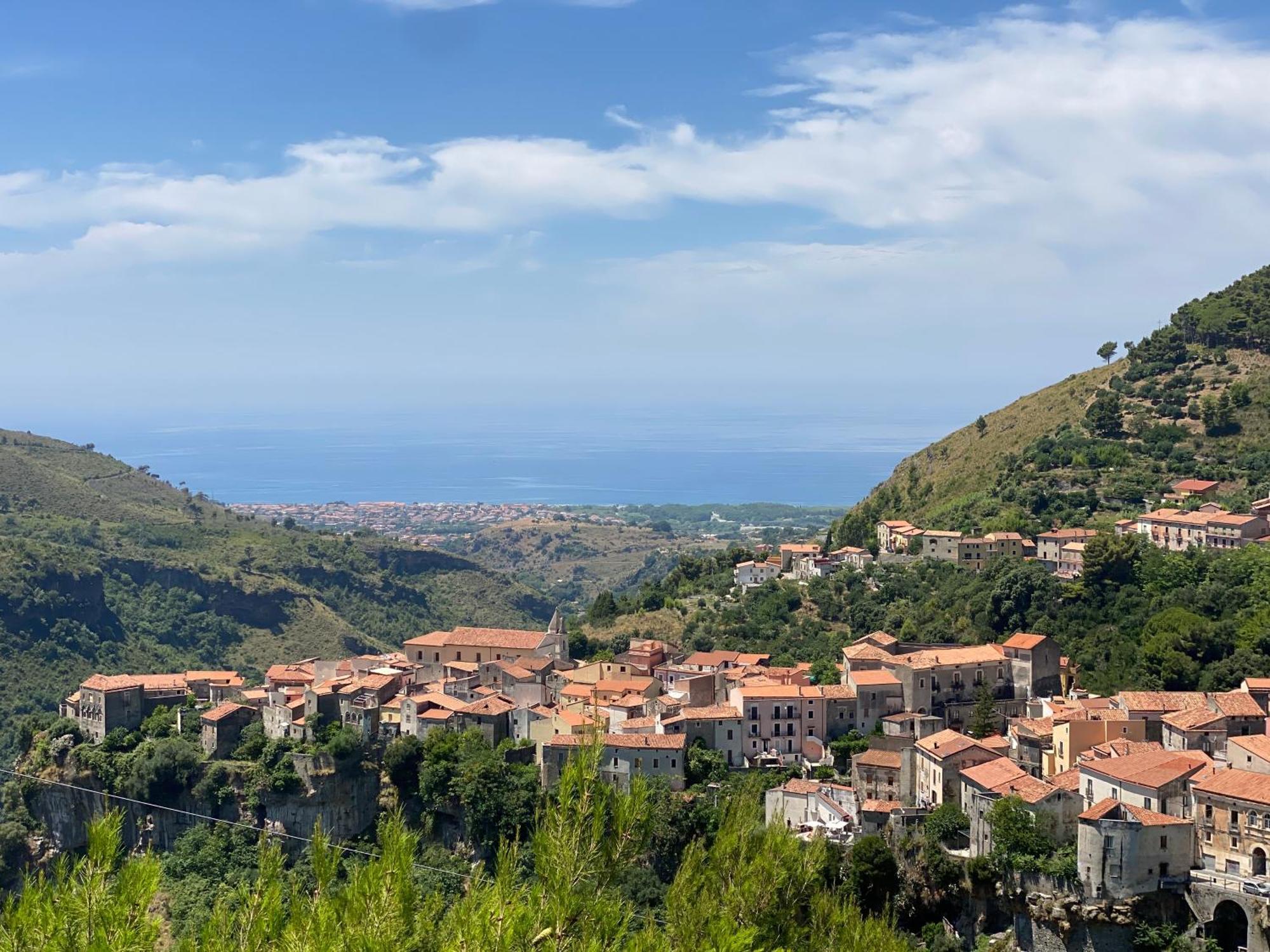 La Terrazza Nel Borgo Hotel Tortora Eksteriør billede