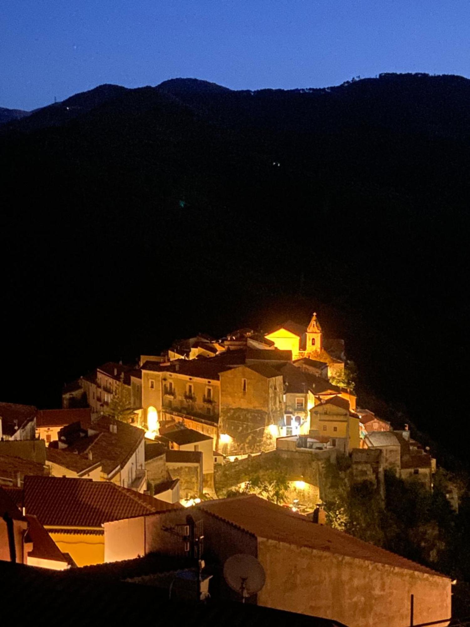 La Terrazza Nel Borgo Hotel Tortora Eksteriør billede